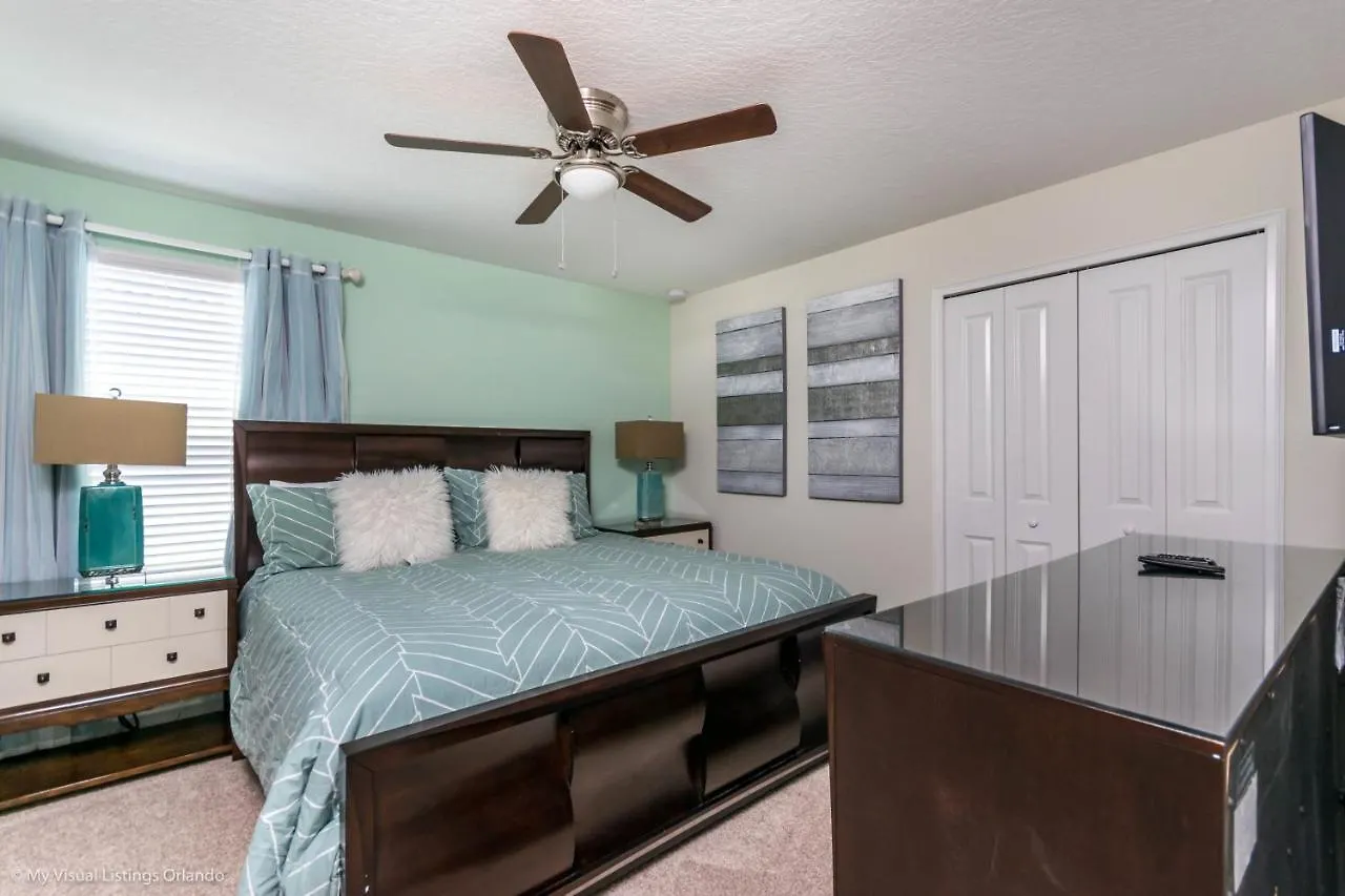 1571Ol Villa Four Corners