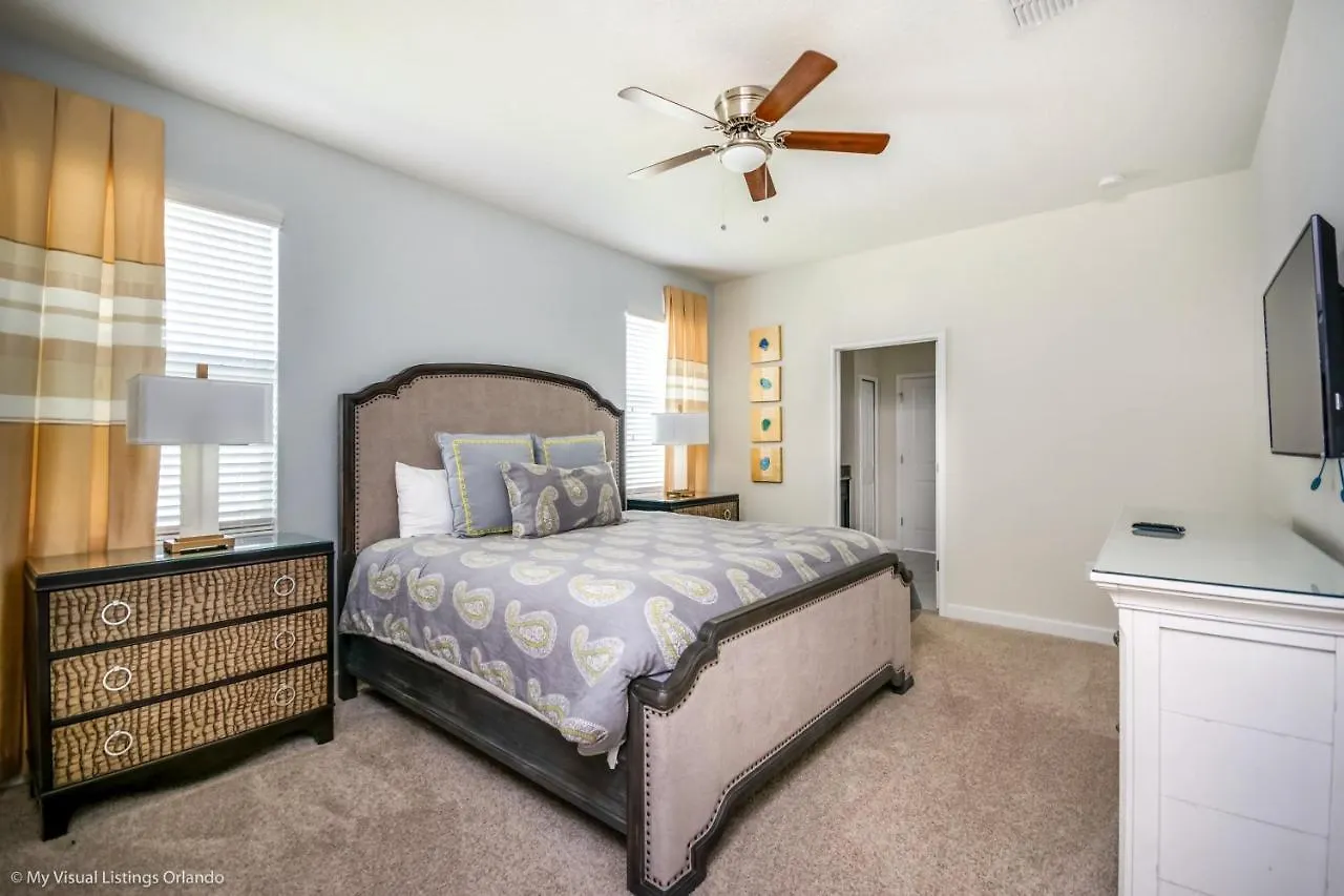 1571Ol Villa Four Corners