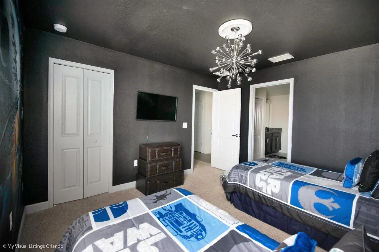 1571Ol Villa Four Corners