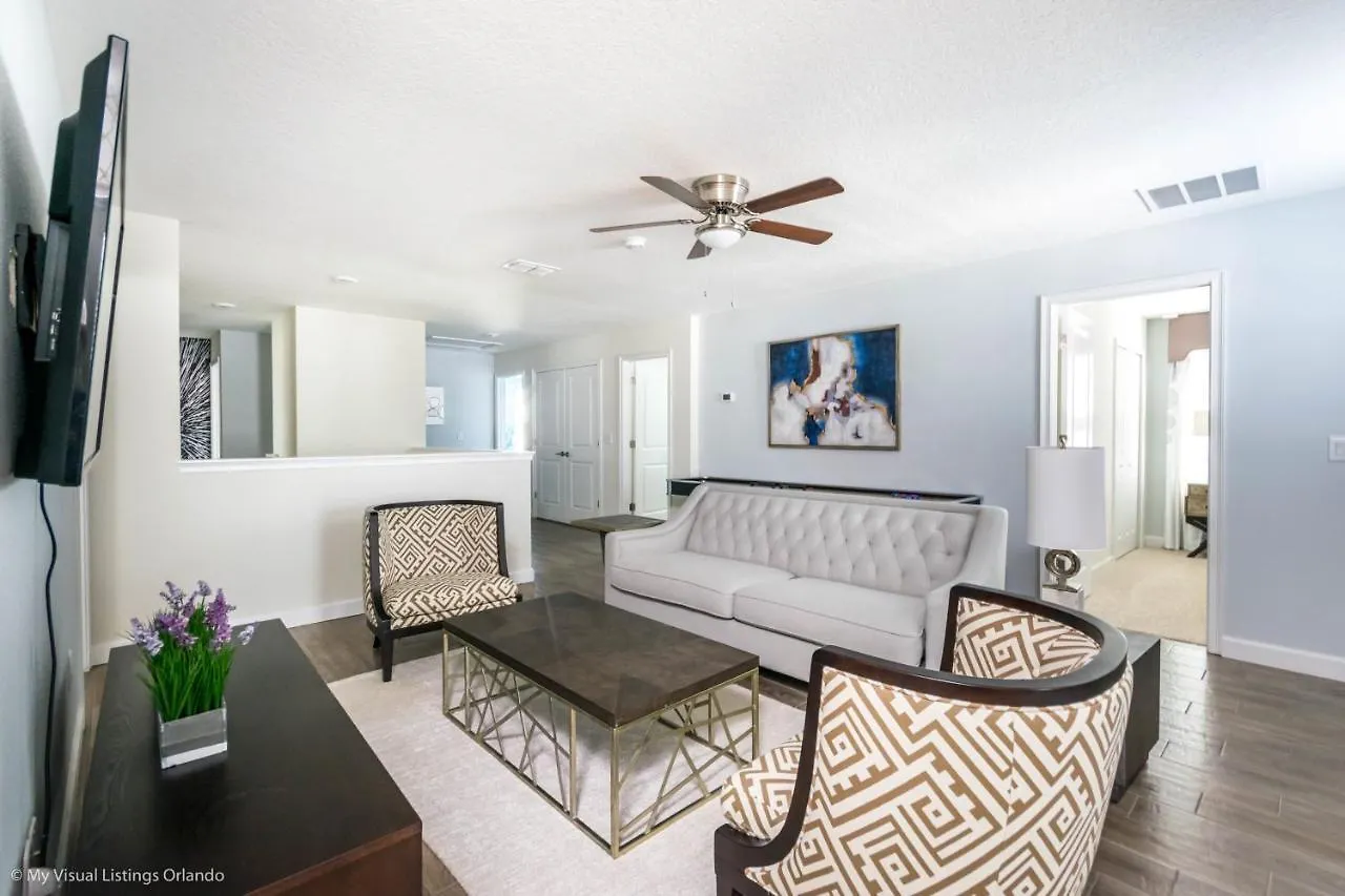 1571Ol Villa Four Corners