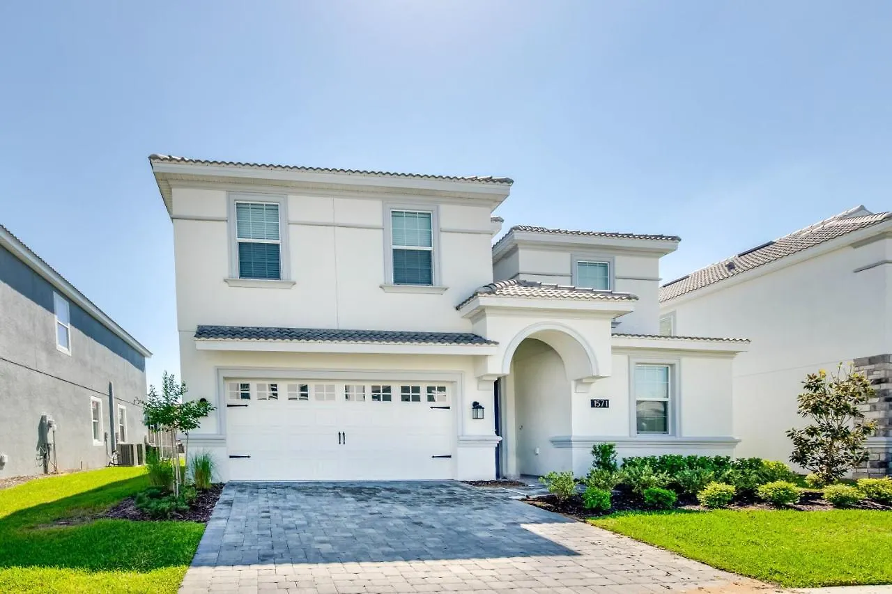 1571Ol Villa Four Corners
